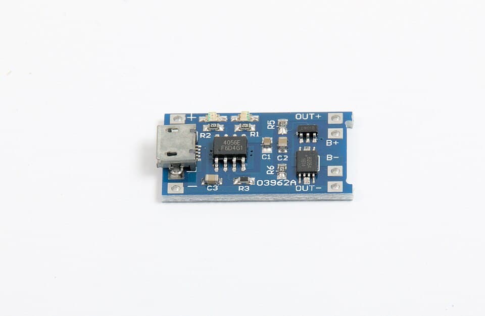 Module sạc pin Lithium TP4056 Micro USB có bảo vệ